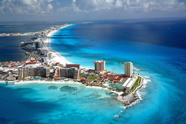 Cancun Hotels Skyline